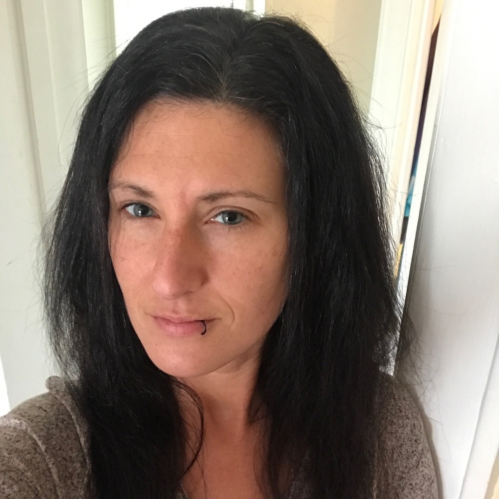 Meet your Posher, Denise
